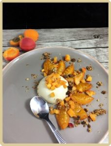 Panna cotta romarin Abricots crumble